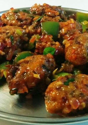 A picture of Vegetable Manchurian Dry.