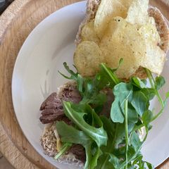 A picture of Roast beef, rocket and crisp sandwich.