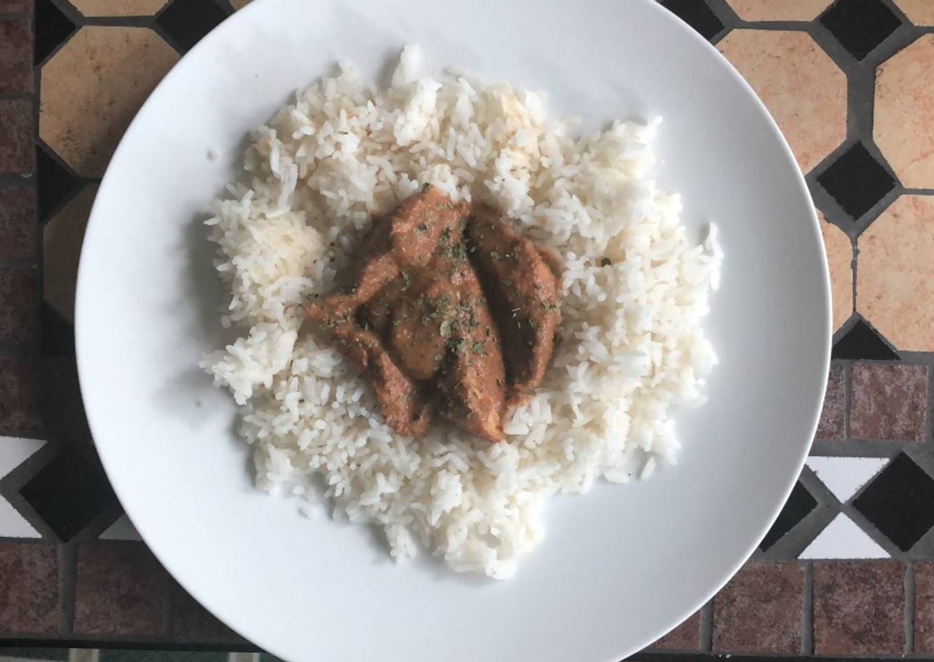 Pollo en salsa de 7 nueces (mole casero)