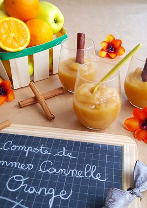 Une photo de Compote de pomme cannelle et orange