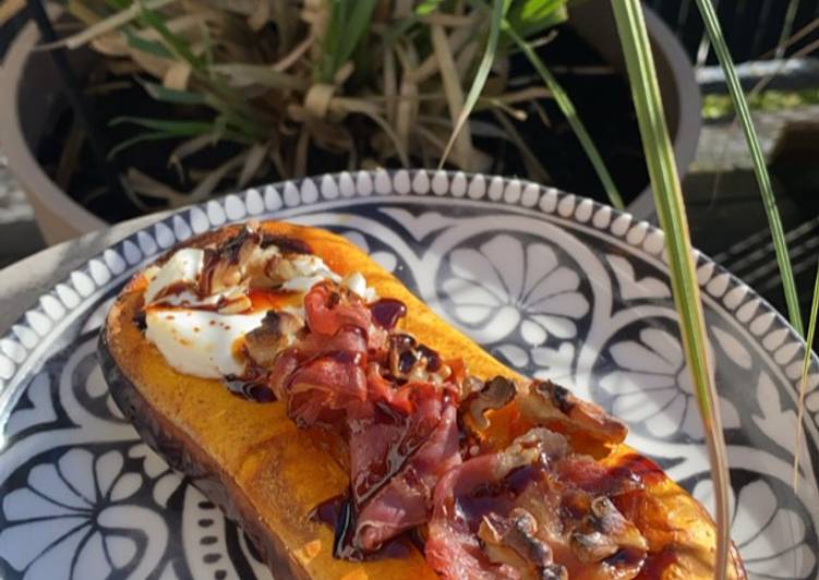 Recette Des Butternut au chèvre, jambon cru et noix