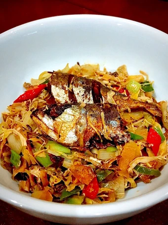 Langkah Mudah untuk Membuat Resep Tumis Jantung Pisang Kecombrang dengan Ikan Kembung dan Teri yang Uenak Anti Ribet, Uenak Banget