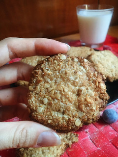 Una foto de Galletas de avena y almendra