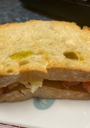 Una foto de Bocadillo de bruschetta