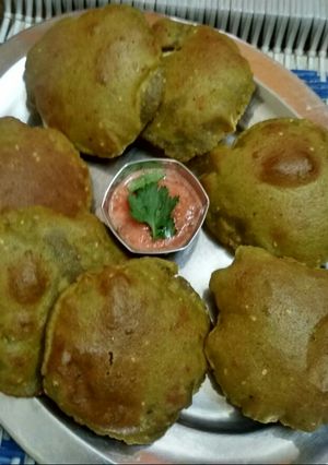 A picture of Palak Puri.