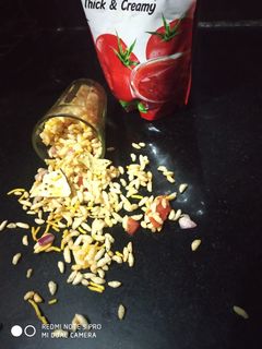 चटपटा भेल(Chatpata bhel recipe in hindi) रेसिपी मुख्य फोटो