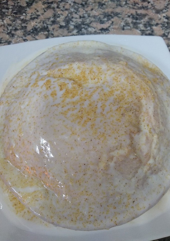 Una foto de Budín de aceite con glasé de naranja