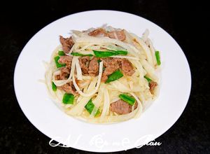 Hình của món Củ sắn xào thịt bò.