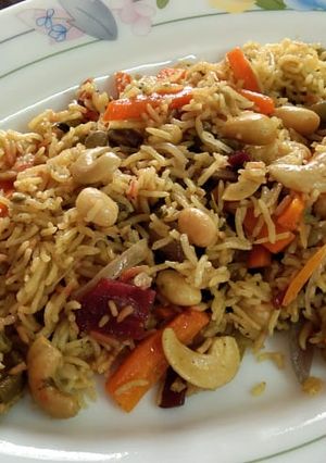 A picture of Vegetable biryani.