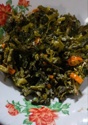 Foto resep Tumis Daun singkong terasi simpel dan enak