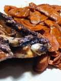 Costine al cacao e caffè, carote, cipolle, Chianti e cannella