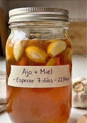 Una foto de Remedio Casero de Ajo con Miel