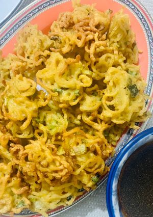 A picture of Instant noodles pakoray.