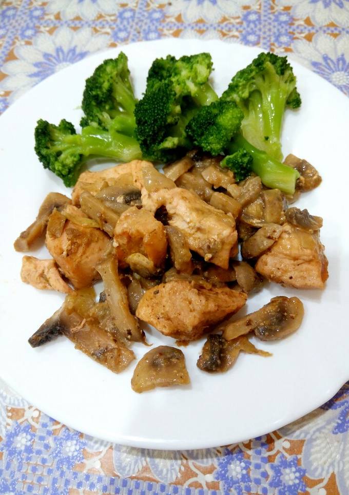 Курочка с грибами