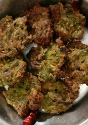 ক‍্যাপ্সিকাম বড়া (capsikam bora recipe in Bengali) রেসিপির প্রধান ছবি