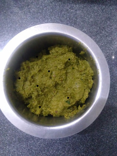 கருவேப்பிலை சட்னி(curry leaves chutney) செய்முறை முக்கிய புகைப்படம்