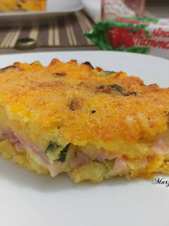 Foto di Torta di polenta con stracchino e prosciutto cotto