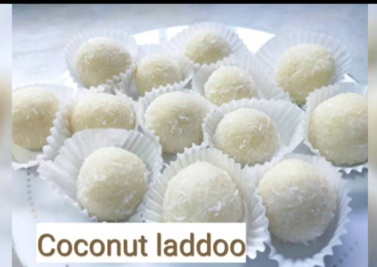 Coconut laddoo