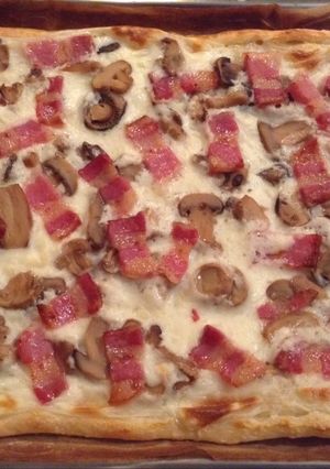 Foto principal de Pizza carbonara