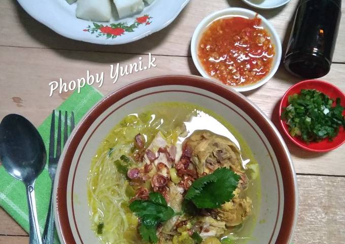 Soto Pekalongan/Tautho Ayam