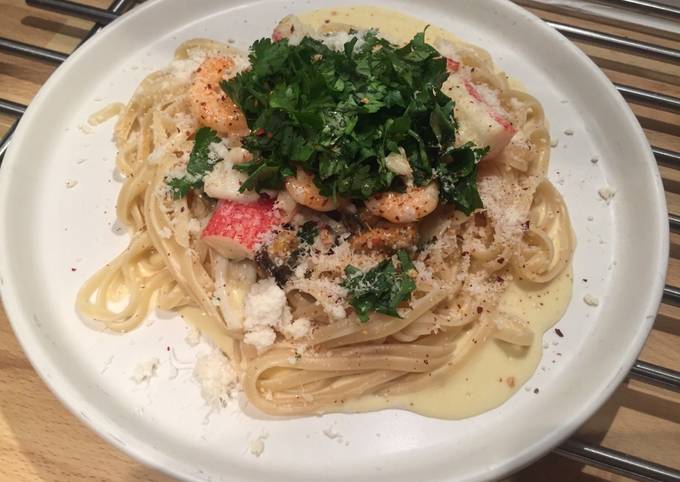 Steps to Prepare Any-night-of-the-week Seafood linguine