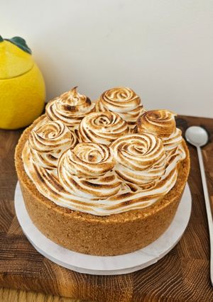 A picture of Lemon Cheesecake.