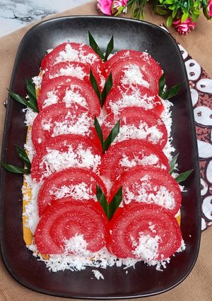 Foto resep Lapis Singkong Gulung Merah Putih