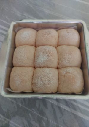 A picture of Japanese milk bread.