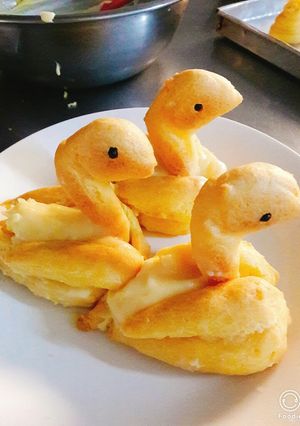 Hình của món Bánh su thiên nga.