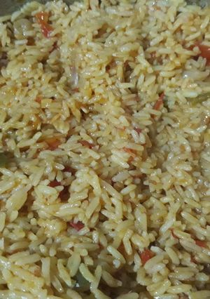 A picture of Jollof rice.