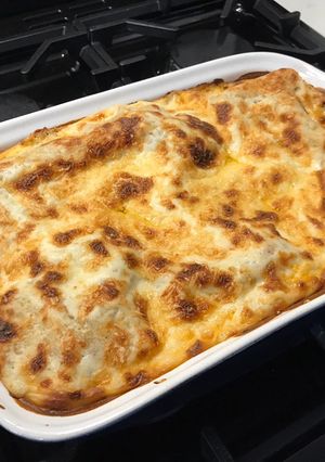A picture of Lasagna.