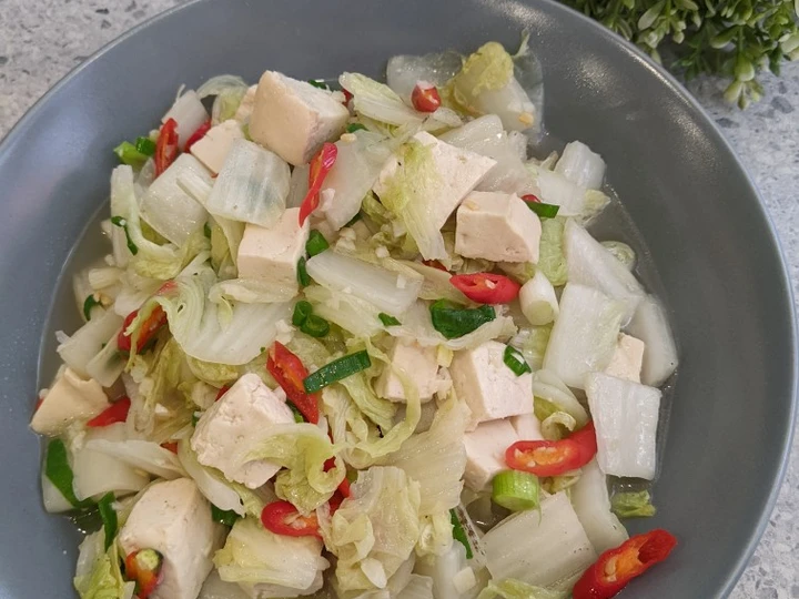 Cara Mudah Menyiapkan Resep Tumis sawi putih tahu yang Uenak Anti Ribet, Lezat