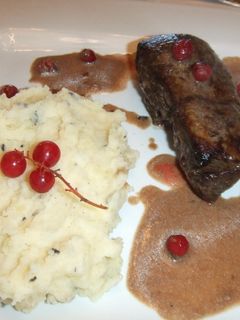 Una foto de Puré de patatas trufado