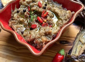 Une photo de 🍆Caviar 🍆d’aubergine a la provençale 🌿🌶️