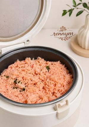 Foto resep Nasi Uduk Buah Naga (Rice Cooker)