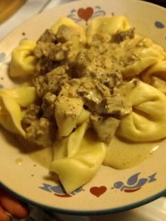 A picture of Tortellini in Mushroom Cream Sauce.