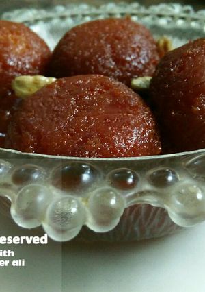 A picture of Gulaab jamun.