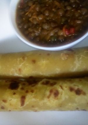 A picture of Turmeric-themed meal.