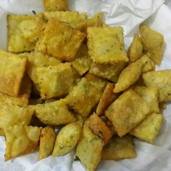 A picture of Easy Fenugreek Crackers.