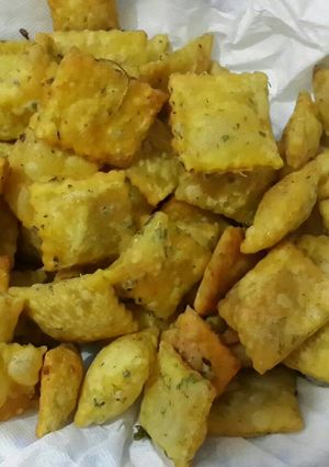 A picture of Easy Fenugreek Crackers.