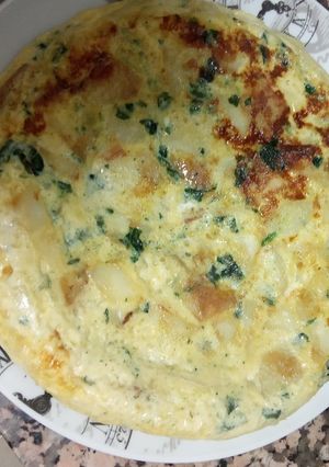 Foto principal de Tortilla de patatas con espinacas.(A mi manera)