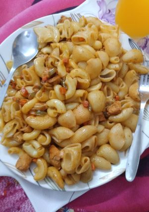 A picture of Simple chick n veg pasta.