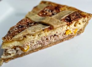 Una foto de QUICHÉ De Atún con Maíz🌽...!