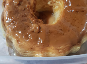 Una foto de Flan de Coco 🍮🥥#especial paradiabeticos #sinazucar #sincaramelo#fácil
