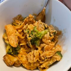 A picture of Chicken Noodle Stir Fry.