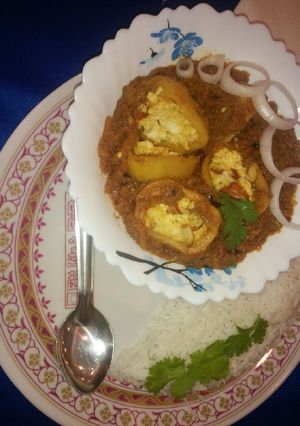 A picture of Stuffed Dum Aloo.