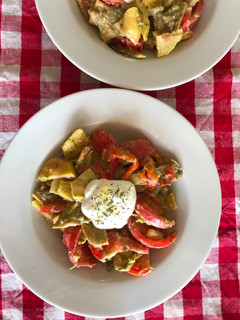 Una foto de Ensalada de berenjena asada