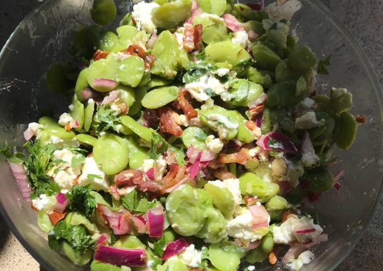 Comment à Préparer Rapide Salade de fèves, fêta et lardons