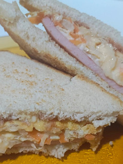 Una foto de Sándwich coreano (comida callejera) 🇰🇷