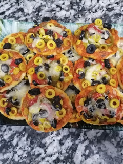 صورة لوصفة ميني بيتزا بالطون